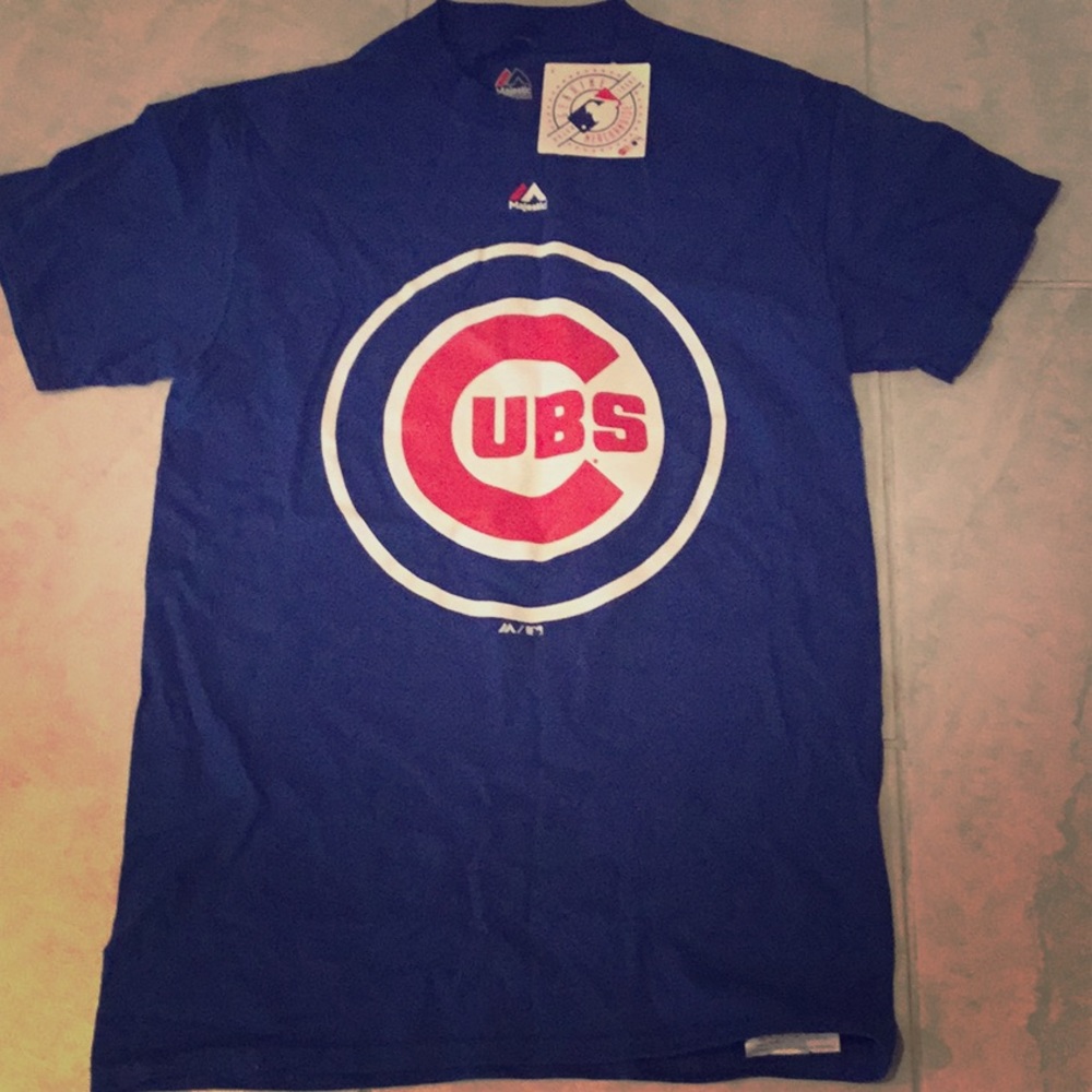 NWT Cubs tee!